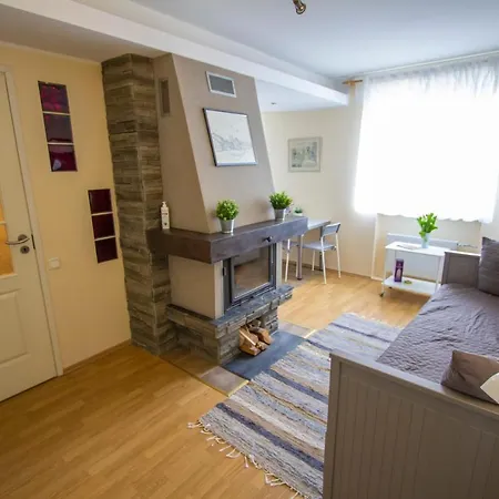 Niine 11 הפסלאו