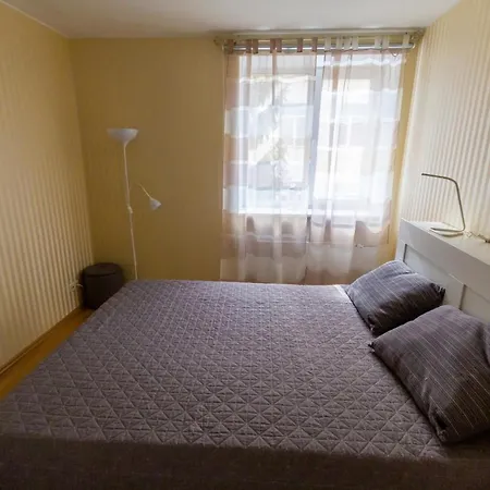 Niine 11 Apartment *