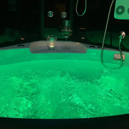 Niine 11 Apartment *